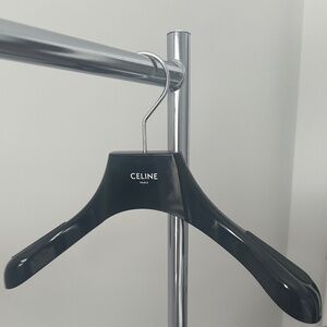 Celine hanger